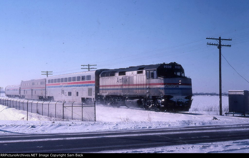 AMTK 297 on the Hoosier State